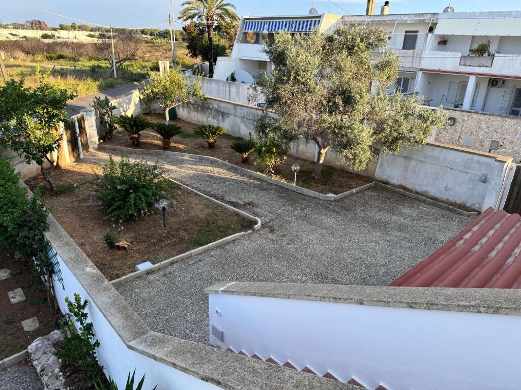 Giardino esterno DAMA del Salento a San Cataldo