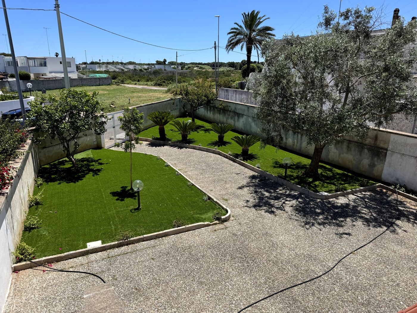Giardino privato curato della casa vacanze DAMA del Salento a San Cataldo