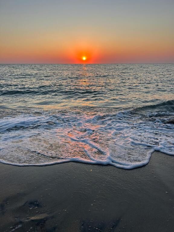 Tramonto sul mare di San Cataldo, marina di Lecce nel Salento